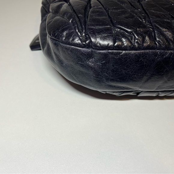 Authentic Miu Miu Navy Matelasse Leather Hobo - Picture 10 of 14
